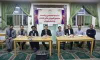 نشست صمیمی رییس دانشگاه با دانشجویان سرای دانشجویی خاتم الانبیا(ص)