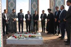 بازدید معاون فرهنگی و اجتماعی وزارت علوم از نمایشگاه فرهنگی دانشگاه گناباد