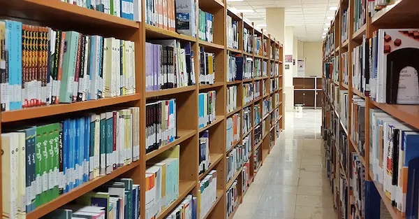 کتابخانه مرکزی و مرکز اطلاع رسانی